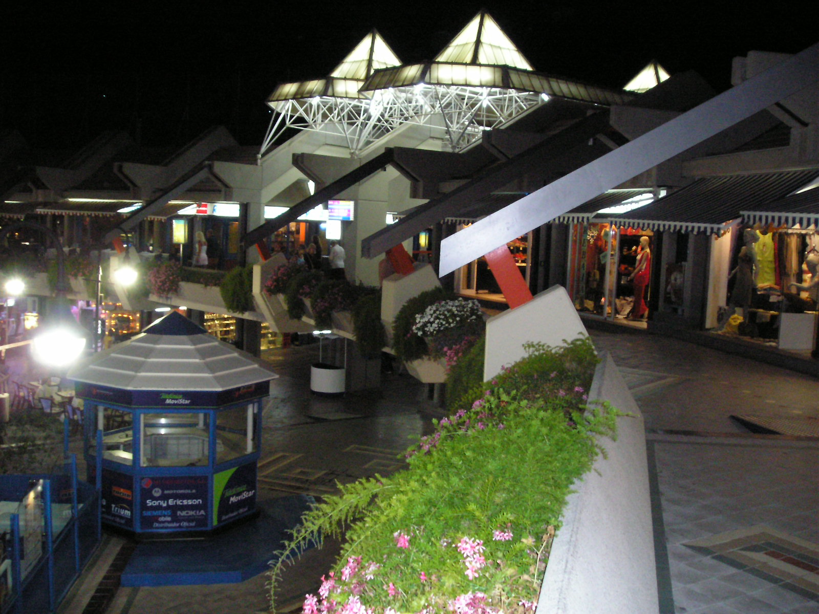 shopping centrum FARO 2 Campo International 