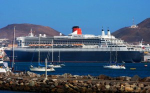 queen-mary-2.jpg